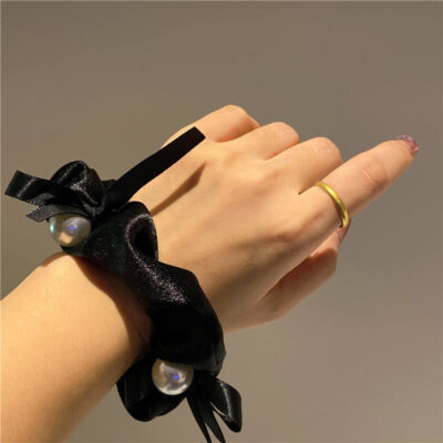 Bulk pleated pearl scrunchies fashion