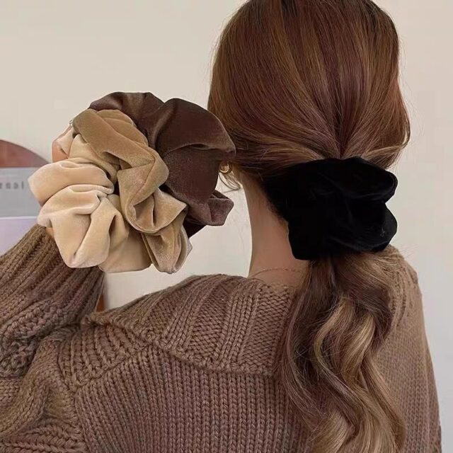 Velvet Large Scrunchies Women Elastic Hair Tie Bands Manufacturer (6) scrunchies women elastic hair tie bands
