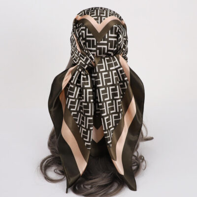 square classic print headscarf